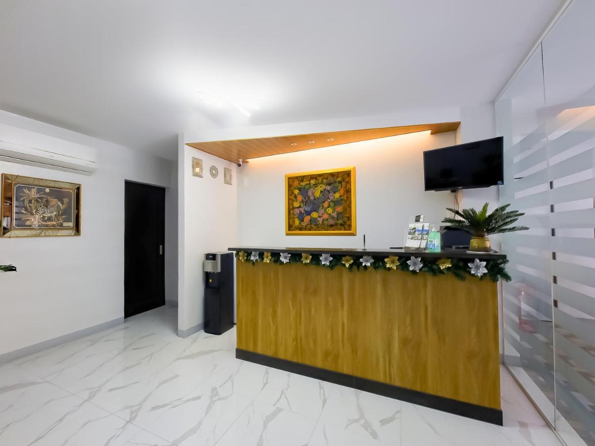 Oyo 848 Dona Aurora Condotel Кесон-Сити Экстерьер фото
